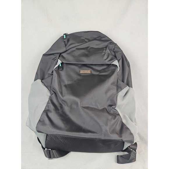 Mercedes Salazar Other - 🔥NWT Mercedes AMG Petronas F1 Backpack Unisex - Black‎